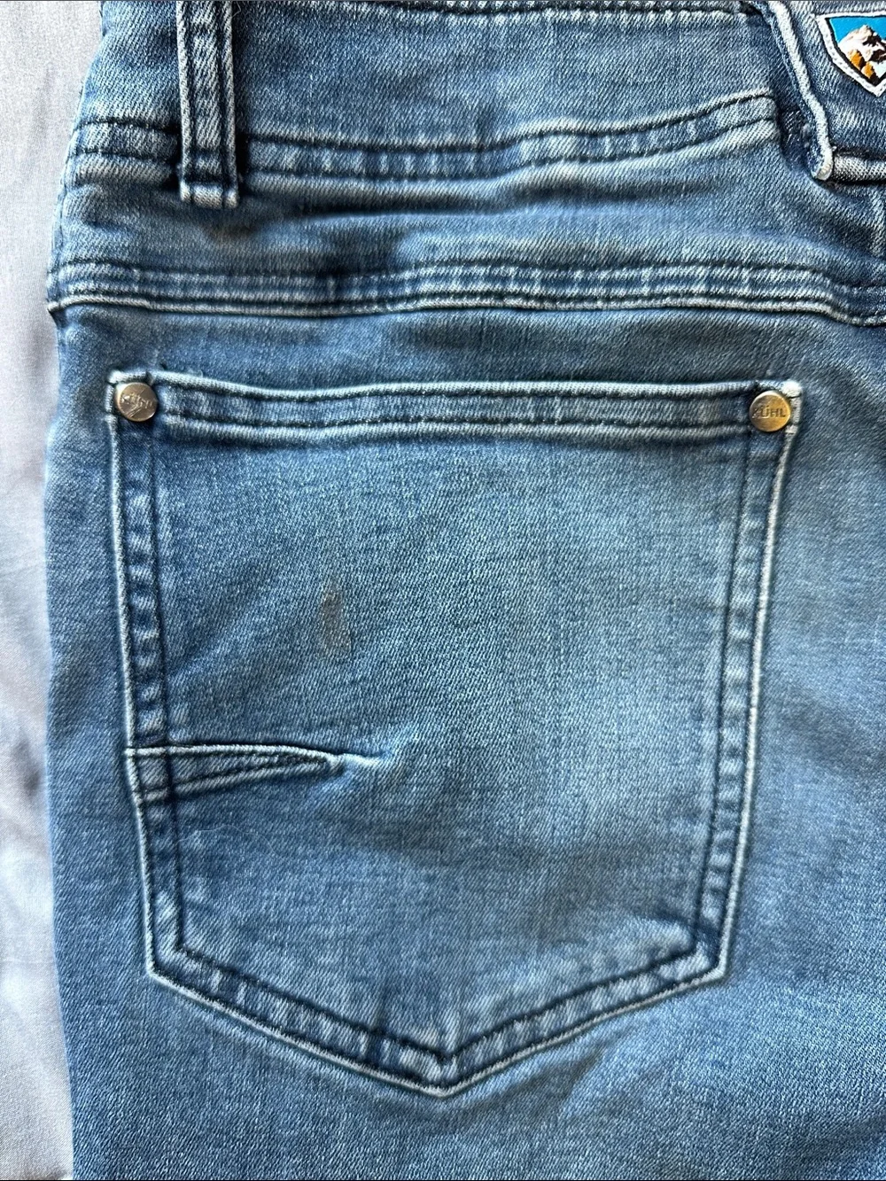 Kuhl Men's Straight Jeans in Faded Blue
